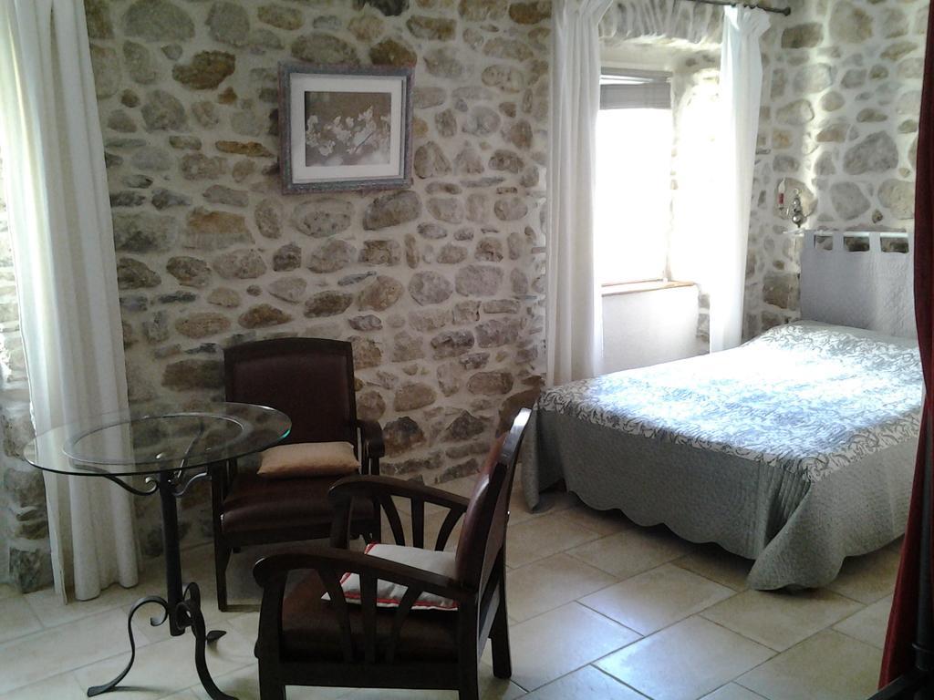 Le Mas De La Musardiere Chambres D Hotes Les Assions Pokoj fotografie